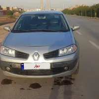 رنو مگان ۲۰۰۰