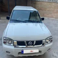 نیسان پیکاپ دو کابین، مدل ۱۳۹۰