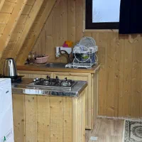 کلبه سوئیسی تک خواب|اجارهٔ کوتاه‌مدت ویلا و باغ|بندر انزلی, چهارفریضه|دیوار