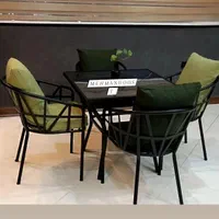 میزو صندلی ابمیوه بستنی کافی شاپی پلاستیکی رستوران