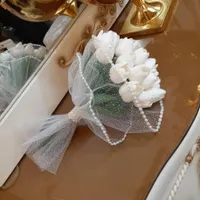 دسته گل عروس