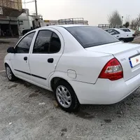 تیبا صندوق‌دار SX، مدل ۱۳۹۳
