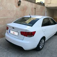 کیا سراتو مونتاژ دنده‌ای 1600cc، مدل ۱۳۹۴|خودرو سواری و وانت|مشهد, خواجه ربیع|دیوار