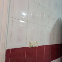 کاشیکاری و سرامیک و موزاییک  و  قرنیز انجام میشود