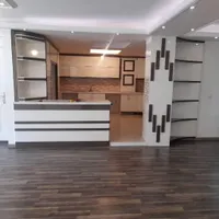 آپارتمان ۱۳۰ متر. طبقه۴ از ۵. گلگار. شمالی
