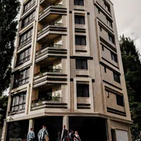 اپارتمان در خیابان ساحلی نمین