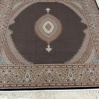 فرش ماشینی طرح ماهی خوی و سالاری مربع دونیم متری|فرش|تبریز, |دیوار