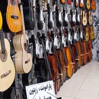 گیتار استاندارد آموزشی (سیم اورجینال کاپو هاردکیس)|گیتار، بیس، امپلیفایر|شیراز, سینما سعدی|دیوار