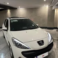 207 اتوماتیک ۱۴۰۳ پاناروما