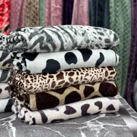 پتو مسافرتی طرح پوست حیوانات کلاسیک|رختخواب، بالش، پتو|مشهد, کوی راد|دیوار