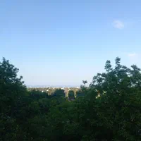 کلبه سوئیسی مایا|اجارهٔ کوتاه‌مدت ویلا و باغ|چابکسر, |دیوار