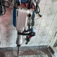 دژبر هلتی بتن کن هیلتی گارانتی دار 17 کیلویی|ماشین‌آلات صنعتی|تبریز, |دیوار