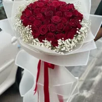 دسته گل رز هلندی طبیعی باکس سبد|گل و گیاه طبیعی|تهران, شهرک آزادی|دیوار