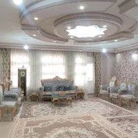 سه واحد باهم روی پیلوت / ناصرخسرو
