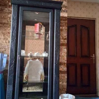 یک عدد بوبه شیشه خور درسه طبقه|بوفه، ویترین، کنسول|تهران, کرمان|دیوار