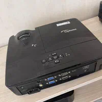 ویدیو پروژکتور با پرتاب نور بالا