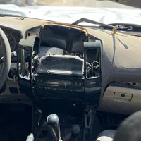 تویوتا پرادو ۲ در ۴ سلیندر، مدل ۲۰۰۶ تصادفی|خودرو سواری و وانت|تهران, کیانشهر|دیوار