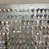 کلیدسازی بازکردن قفل درب کپی ریموت سوئیچ یدک|خدمات پیشه و مهارت|قم, امامزاده ابراهیم|دیوار