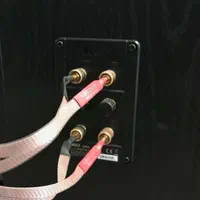 استند کف KEF Q900|سیستم صوتی خانگی|تهران, کاشانک|دیوار