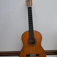 گیتار یاماهاc70