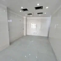 آپارتمان ۱۴۰متر/سه خواب /کلید نخورده/خیابان رسالت|فروش آپارتمان|ورامین, |دیوار