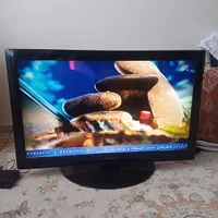 تلوزیون ۴۲ و اینچ دوو