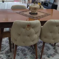 نهارخوری شش نفره با میز محکم و جادار