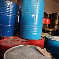 بشکه های پلاستیکی و فلزی ۲۲۰ تایی تخته الوار|ظروف نگهدارنده، پلاستیکی، یک‌بارمصرف|شیراز, شاه قلی بیگی|دیوار