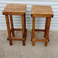 صندلی چوبی طرح چهار پایه سنتی