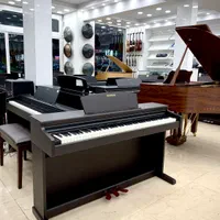 نمایشگاه پیانو دیجیتال و آکوستیک MR PIANO