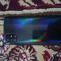 سامسونگ Galaxy A51 با حافظهٔ ۱۲۸ گیگابایت