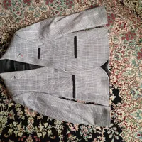 دو تا کت تک و یه کت شلوار|لباس|ساری, |دیوار