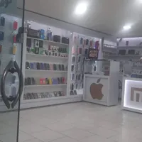 مغازه ۳۲ متری بالکن دار جای شلوغ و پر رفت و آمد
