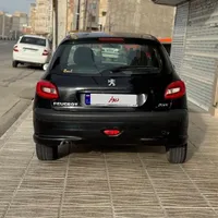 پژو ۲۰۶ مدل ۸۱ دور رنگ