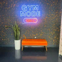 بامانلی زیبایی ماندگارست تابلو نئون سیلیکون