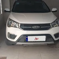 ام‌وی‌ام X22 دنده‌ای اسپرت اکسلنت، مدل ۱۴۰۰
