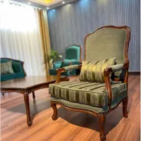 مبل لوکاس