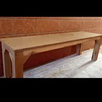 نیمکت چوبی سالم