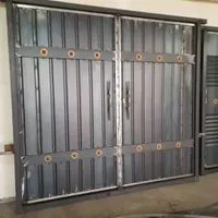 درب اهنی نفرو (تک لنگه)و درب بزرگ حیاط ۲۵۰×۳۰۰|مصالح و تجهیزات ساختمان|ساری, |دیوار