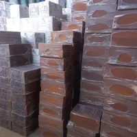 اجرنما و آجر نسوز قرمز انگلیسی