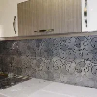 کاشی کاری نصاب کاشی و سرامیک چسبی (بین کابینتی)|خدمات پیشه و مهارت|کرج, گلشهر|دیوار