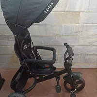 دوچرخه تمیز کم استفاده شده فقط درخانه
