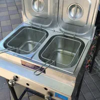 فر sorkساندویچی و یخچال noshایستاده فرشاورما|کافیشاپ و رستوران|میبد, |دیوار