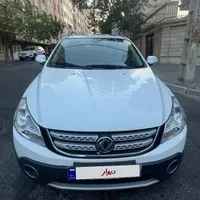دانگ فنگ H30 کراس ، مدل ۱۳۹۵