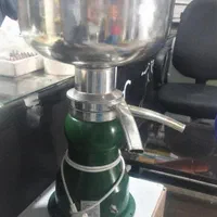 خامه گیر/شیردوش/کره گیر/مرغ خردکن / شیر دوش|ماشین‌آلات صنعتی|ارومیه, |دیوار