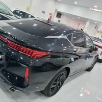 کی‌ام‌سی J7، مدل ۱۴۰۴ مشکی