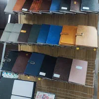 چاپ سررسید فنری تقویم جلد چرم سالنامه ۱۴۰۵ اروپایی