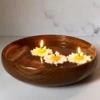 شمع های بابونه و آلاله رو آب هم معلق وایمیسن|صنایع دستی و سایر لوازم تزئینی|آباده, |دیوار