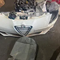 آلفا رمیو جولیتا مرکز قطعات الفا یدک Alfa|عمده‌فروشی|تهران, الهیه|دیوار