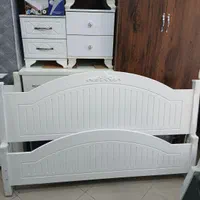 تخت خواب و خوشخواب نو  تک نفره و دونفره.